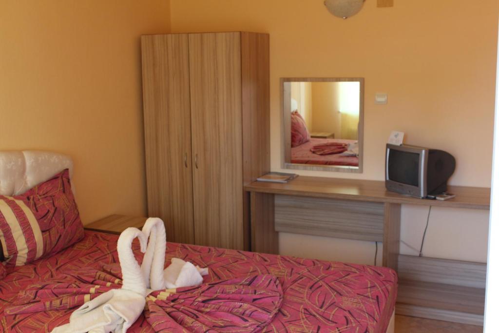 Viva Beach Hotel Pomorie Ngoại thất bức ảnh